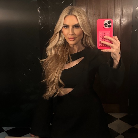 Little black dress! - Picture 1 of 1